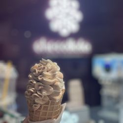 Chocollata Brigadeiros - Union Station - Salted caramel and vanilla twirl