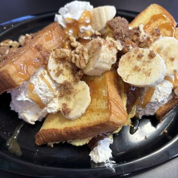 Eclectic Diner & Sweeterie - Today's special: stuffed French toast with banana cheesecake filling - American Near Me - Delaware, Ohio