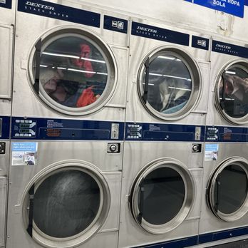 Woodman Coinless Laundry - Laundromat Near Me - Arleta, California Woodman Coinless Laundry - Laundromat Near Me - Arleta, California