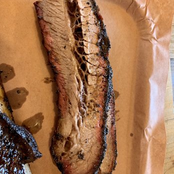 la Barbecue - Very prominent smoke ring - Barbeque Near Me - Austin, Texas la Barbecue - Very prominent smoke ring - Barbeque Near Me - Austin, Texas