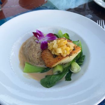 Geoffrey's Malibu - Sea bass - Seafood Near Me - Malibu, California