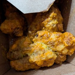Alberta Wing Shack - Butter chicken pineapple sauce wings