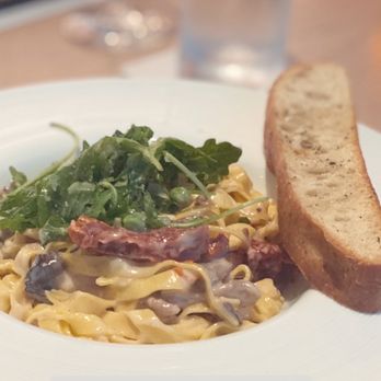 Drift Kitchen & Bar - Lido Beach Resort - Fettuccini - Seafood Near Me - Sarasota, Florida Drift Kitchen & Bar - Lido Beach Resort - Fettuccini - Seafood Near Me - Sarasota, Florida