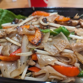 Noodle World Jr - Asian Fusion Near Me - Los Angeles, California