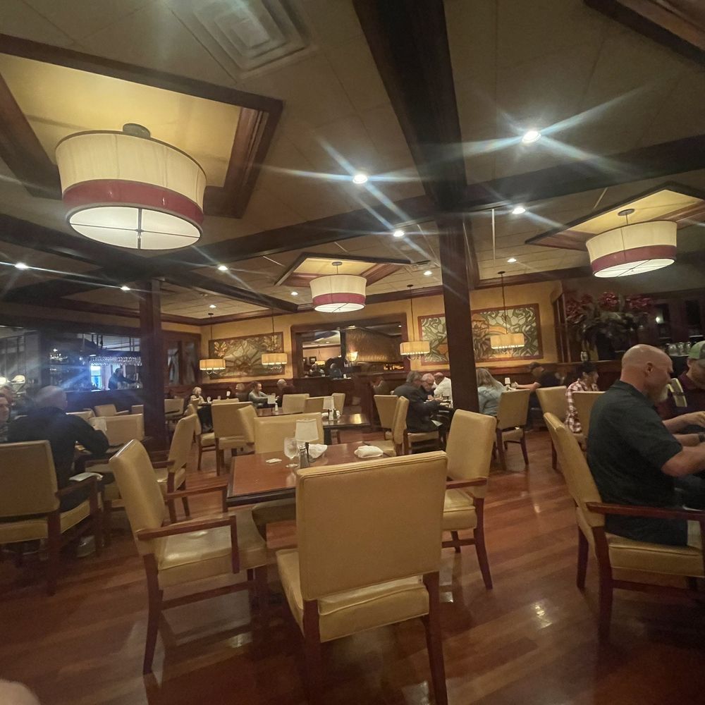 Minervas Restaurant - Sioux Falls - Inside - New American Near Me - Sioux Falls, South Dakota