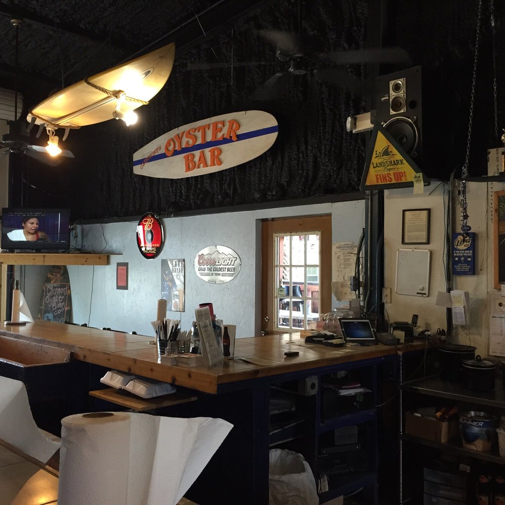 Clermont Oyster Bar - Typical oyster bar setting with top table and bar! Nice~~~ - Seafood Near Me - Clermont, Florida