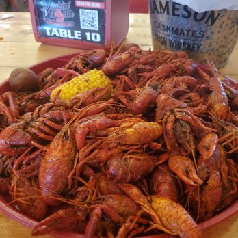 Crawfish Hut - 5 pounds for $19.95 - Cajun/Creole Near Me - La Porte, Texas