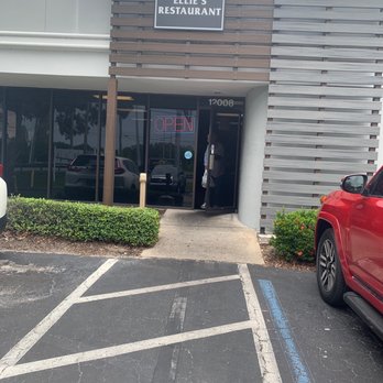 Ellie's Breakfast & Lunch - It may be hard to find but it is well worth it. - Breakfast & Brunch Near Me - Tampa, Florida Ellie's Breakfast & Lunch - It may be hard to find but it is well worth it. - Breakfast & Brunch Near Me - Tampa, Florida