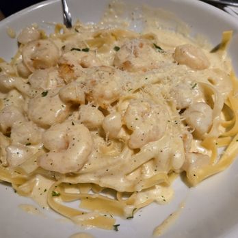 Olive Garden Italian Restaurant - Italian Near Me - Santee, California