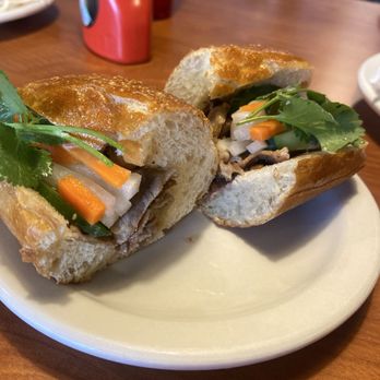 Pho Lucky - Banh mi - Vietnamese Near Me - Redford Charter Township, Michigan