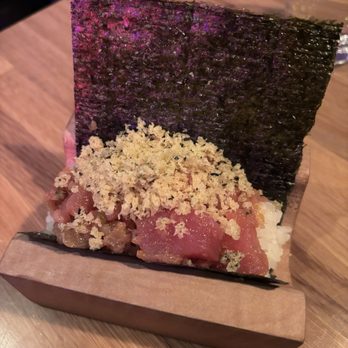 Yonsei Handrolls - spicy tuna w tempura crunch - Japanese Near Me - Oakland, California Yonsei Handrolls - spicy tuna w tempura crunch - Japanese Near Me - Oakland, California