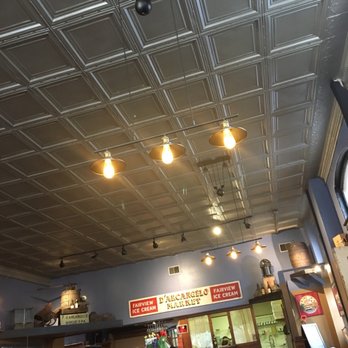 D'Arc's Pizza Shop - Pizza Near Me - Windber, Pennsylvania