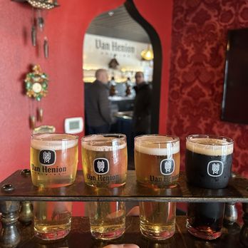 Van Henion Brewing - Beer Bar Near Me - Bend, Oregon