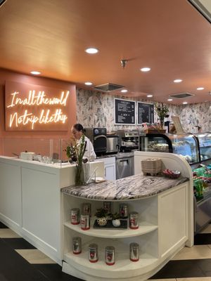 Bistro at the Atwater by null