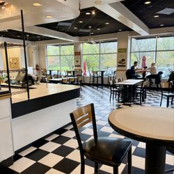Baja Fresh - Inside