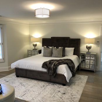 Chicagoland Home Staging - Master Bedroom looks super high end hotel like! - Home Staging Near Me - Naperville, Illinois