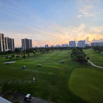 Tidal Cove - Scenery - Water Parks Near Me - Aventura, Florida