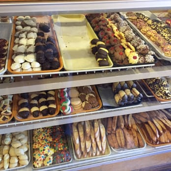 Maria's Bakery - Bakeries Near Me - Highwood, Illinois Maria's Bakery - Bakeries Near Me - Highwood, Illinois