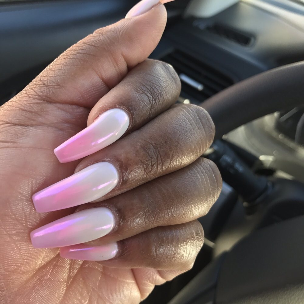 Naughty Nailz - Peaches - Nail Salons Near Me - Chicago, Illinois
