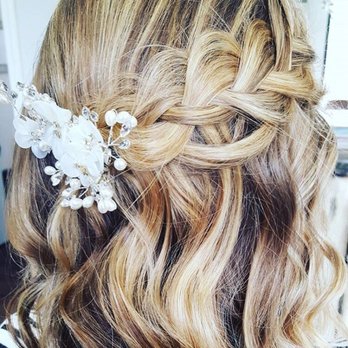 La Dolce Vita Salon - Andrea did an awesome job on my hair for prom! - Hair Salons Near Me - Franklin, Tennessee La Dolce Vita Salon - Andrea did an awesome job on my hair for prom! - Hair Salons Near Me - Franklin, Tennessee