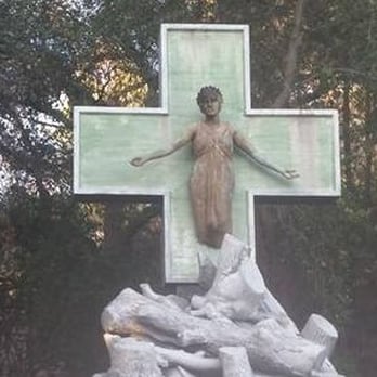 Brand Park - Brand Park Hiking Trail is behind this cross - Hiking Near Me - Glendale, California