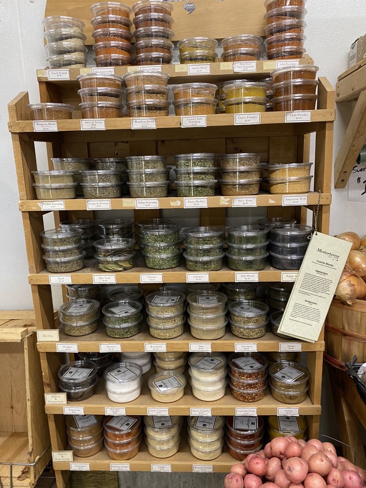 HALLOWELL SEAFOOD & PRODUCE Updated October 2024 14 Photos & 31