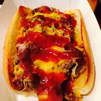 Nosh Wagon - The Squealer Dog - Food Trucks Near Me