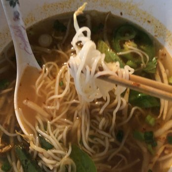 Pho 75 - Bun bo hue with this rice vermicelli????also missing pork blood. - Vietnamese Near Me - Sunrise, Florida Pho 75 - Bun bo hue with this rice vermicelli????also missing pork blood. - Vietnamese Near Me - Sunrise, Florida