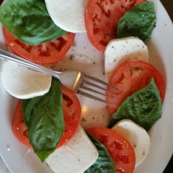 Grimaldi's Pizzeria - Caprese starter was delicious - Pizza Near Me - Gilbert, Arizona Grimaldi's Pizzeria - Caprese starter was delicious - Pizza Near Me - Gilbert, Arizona