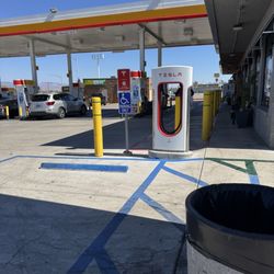 Tesla Supercharger - Needles