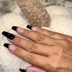 Royal Nail Spa - Nail design by Ann