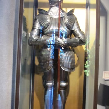 Forest Lawn Museum - 14th century armor - Museums Near Me - Glendale, California