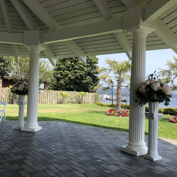 Prestige Oceanfront Resort, WorldHotels Luxury - Wedding gazebo - Hotels Near Me - Sooke, British Columbia