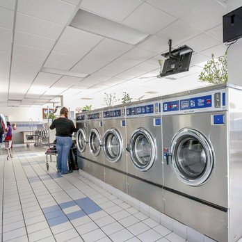 Super Wash Laundromat - Laundromat Near Me - Aurora, Illinois Super Wash Laundromat - Laundromat Near Me - Aurora, Illinois