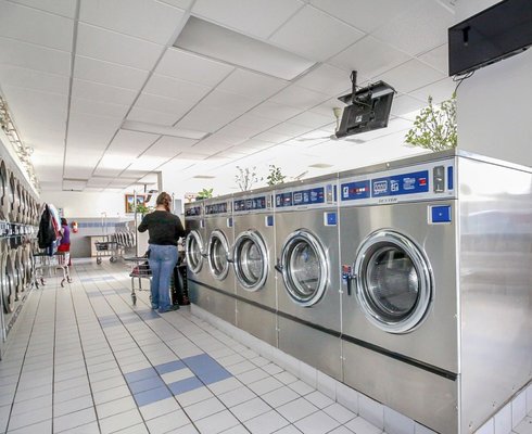 SUPER WASH LAUNDROMAT Updated October 2025