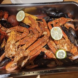 This is the best seafood restaurant I've had in this city, great service