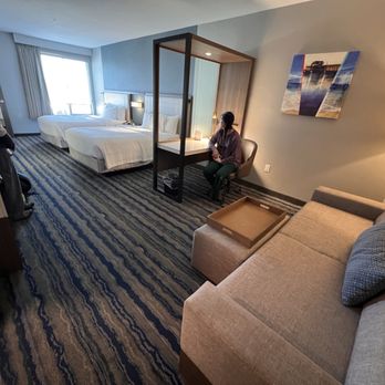 SpringHill Suites by Marriott Huntington Beach Orange County - spacious room - Hotels Near Me - Huntington Beach, California SpringHill Suites by Marriott Huntington Beach Orange County - spacious room - Hotels Near Me - Huntington Beach, California