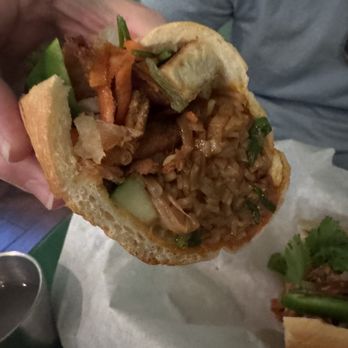 Thanh Tinh Chay - Phad Thai banh mi sandwich - Vietnamese Near Me - San Diego, California Thanh Tinh Chay - Phad Thai banh mi sandwich - Vietnamese Near Me - San Diego, California