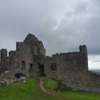 Dunluce Castle - Castles Near Me - Bushmills, MYL Dunluce Castle - Castles Near Me - Bushmills, MYL