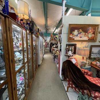 Antique Mall of Mansfield - Inside - Antiques Near Me - Mansfield, Texas Antique Mall of Mansfield - Inside - Antiques Near Me - Mansfield, Texas