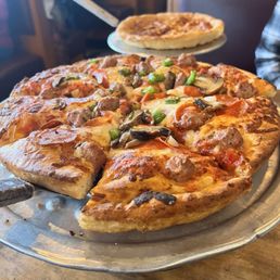 Large Deluxe Pizza Large Deluxe Pizza