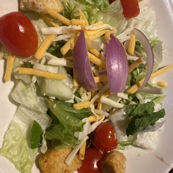Outback Steakhouse - House salad - Steakhouses Near Me - Euless, Texas