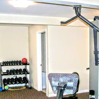 Beachbrook Apartments - Gym - Apartments Near Me - Redondo Beach, California Beachbrook Apartments - Gym - Apartments Near Me - Redondo Beach, California