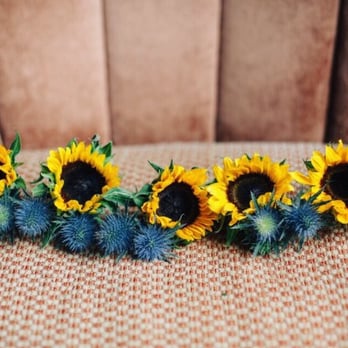 Joy's Flowers Pot - Wedding decor with sunflowers and thistles. - Florists Near Me - New York, New York