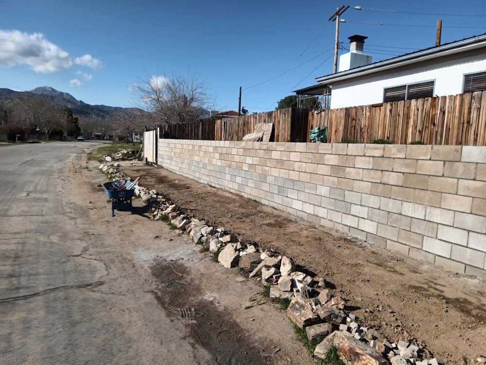 Slide of MT Service Handyman