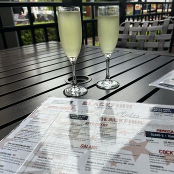 Blackfinn Ameripub - Ballantyne - Mimosas - New American Near Me - Charlotte, North Carolina Blackfinn Ameripub - Ballantyne - Mimosas - New American Near Me - Charlotte, North Carolina