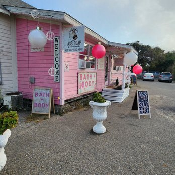 Bubbly Babes - side - Cosmetics & Beauty Supply Near Me - Bay St. Louis, Mississippi Bubbly Babes - side - Cosmetics & Beauty Supply Near Me - Bay St. Louis, Mississippi