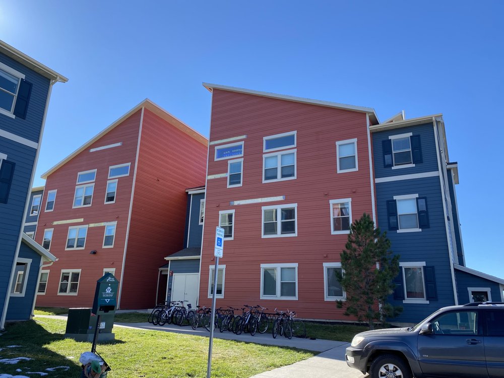 STADIUM VIEW Updated September 2024 12 Photos & 11 Reviews 2119 S