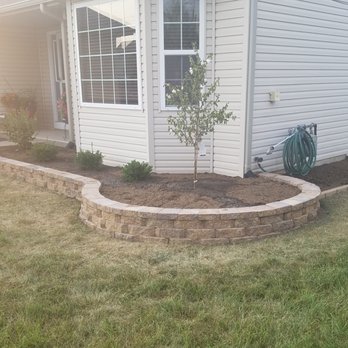 Archer's Landscaping - the front of a house - Landscaping Near Me Archer's Landscaping - the front of a house - Landscaping Near Me