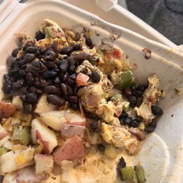 Santa Fe scramble and potatoes